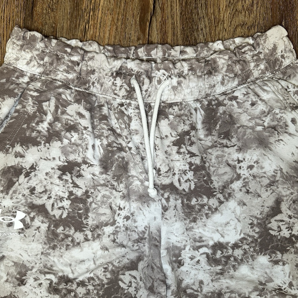 Under Armour Women's Tie Dye Camo Jogger Pants Sz S 30x25.5 Stretch Athletic EUC - Picture 5 of 9